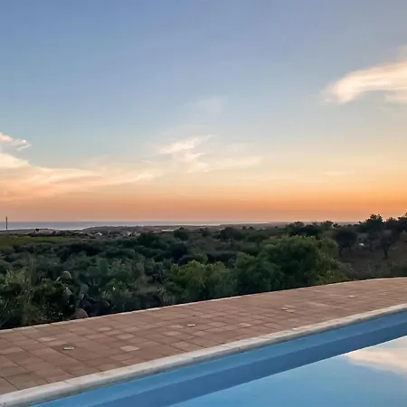 Gorgeous In With Wifi Holiday home *