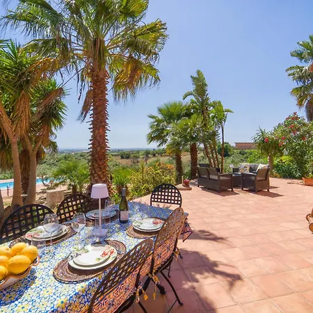 Casa vacanze Gorgeous In With Wifi